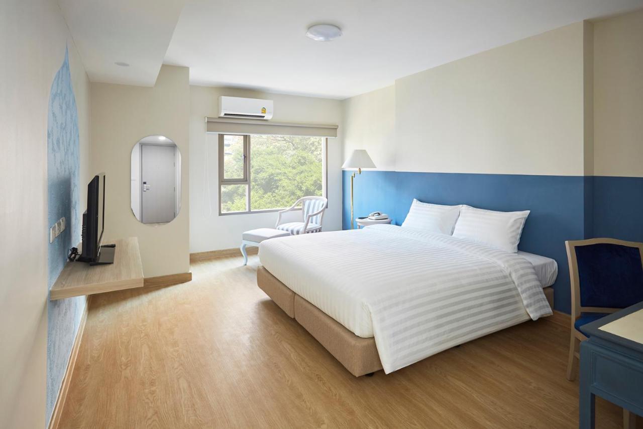 56 Surawong Hotel Μπανγκόκ Εξωτερικό φωτογραφία